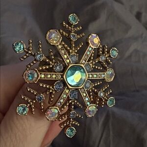 Betsey Johnson Gold and Blue Snowflake Vintage Ring